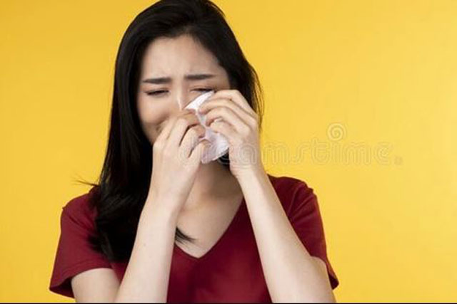 Đến nhà nghỉ, tôi choáng váng khi thấy người đàn ông đi cùng em chồng