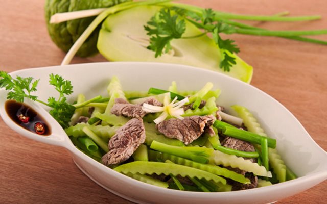 Thịt bò xào quả su su lạ miệng, ai cũng gật gù khen ngon