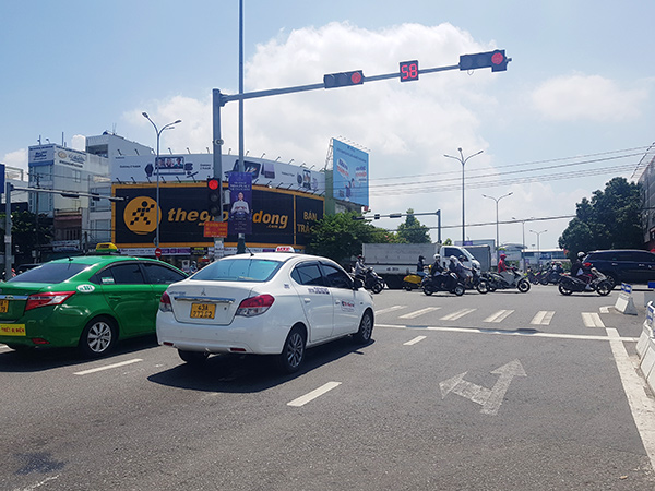 Nghiên cứu xây dựng 2 cầu vượt trên đường trục ra vào sân bay quốc tế Đà Nẵng