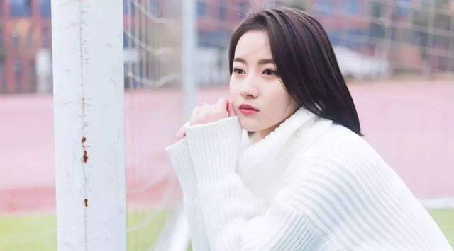 Sau đêm tân hôn mặn nồng, tôi giật mình nghe được tiếng gào khóc ngoài cửa phòng