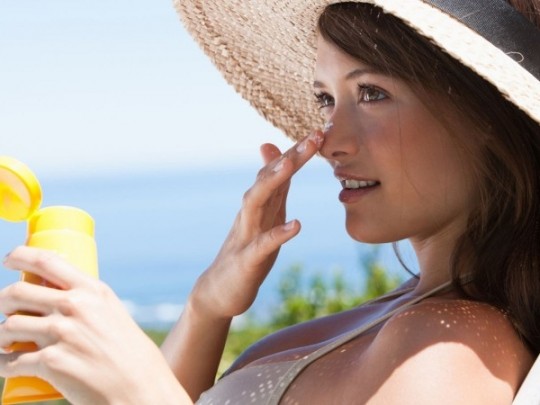 Điều bạn phải biết trước khi dùng kem chống nắng