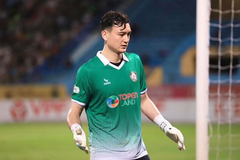 Đặng Văn Lâm sở hữu thống kê khiến cả V-League lo lắng