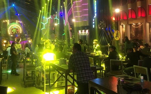 Trong 2 lần kiểm tra qua test nhanh, đã phát hiện tại Beer clup Tiktok  115 đối tượng (trong đó có 89 nam, 26 nữ) dương tính với chất ma túy.