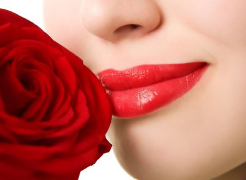Mẹo giúp đôi môi căng mọng, ngọt ngào