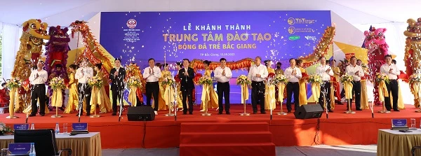 Lễ khánh thành Trung tâm Đào tạo bóng đá trẻ Bắc Giang diễn ra vào chiều 15/9 tại SVĐ tỉnh Bắc Giang. 