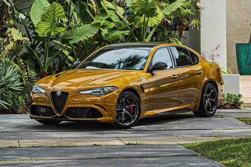 8. Alfa Romeo Giulia Quadrifoglio.