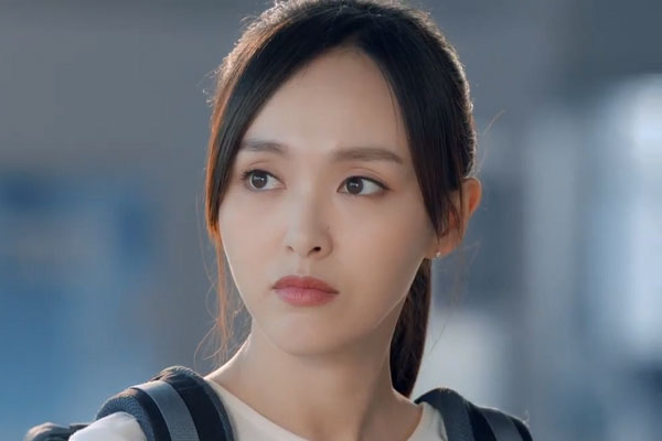 Không hiểu sao giây phút đó, tôi lại gật đầu thừa nhận những dòng tin nhắn ấy là của mình