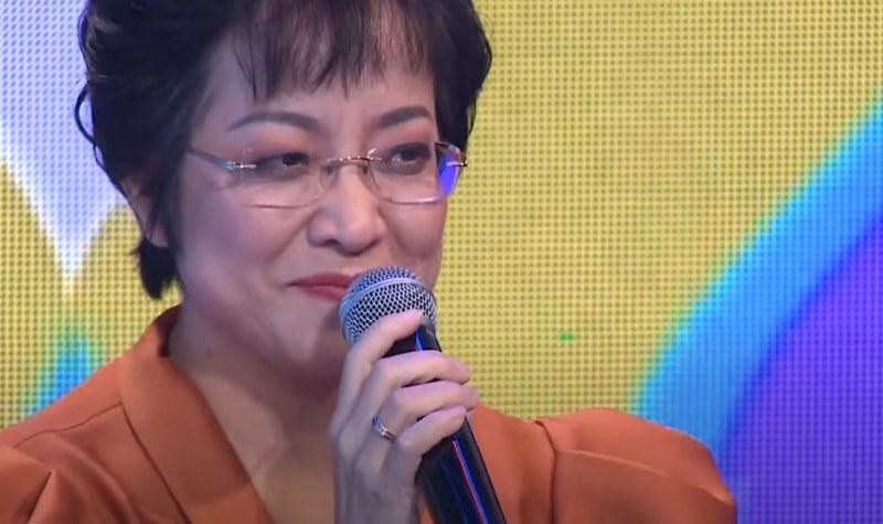 MC Thảo Vân khóc nghẹn nước mắt nhớ ngày xuất giá thiếu vắng mẹ