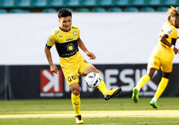 Quang Hải ra sân trở lại, Pau thắng trận thứ 2 liên tiếp