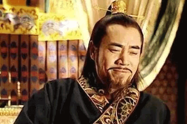 Ám ảnh vì cung nữ, hoàng đế đặt 27 chiếc giường trong tẩm cung: Che giấu ý đồ không ai ngờ