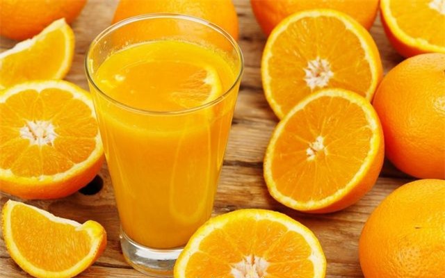 Nước cam ép: Thức uống bạn nên bổ sung hàng ngày