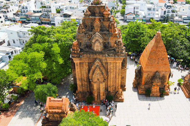 Tháp bà Ponagar: Kiệt tác kiến trúc của người Chăm