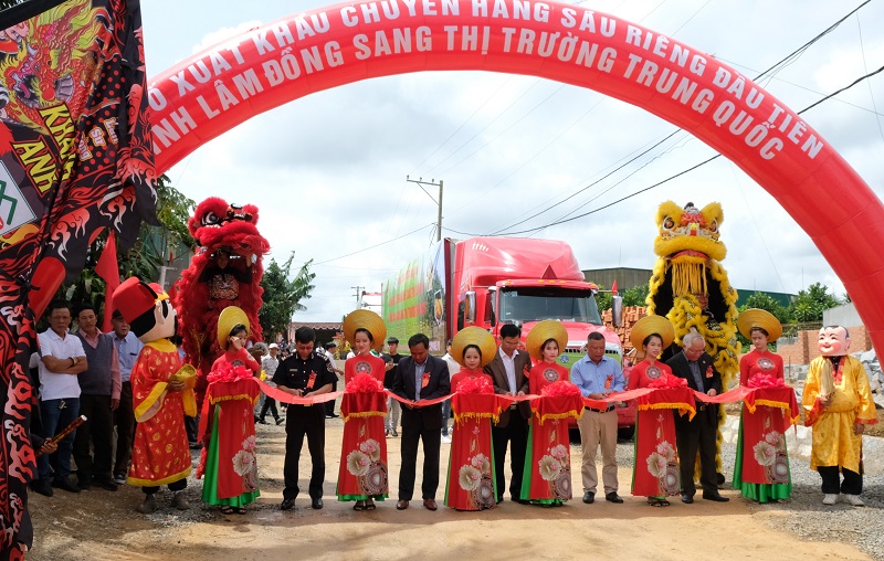 Lâm Đồng đã tổ chức lễ công bố và khai trương xuất khẩu chuyến hàng sầu riêng chính ngạch đầu tiên sang thị trường Trung Quốc