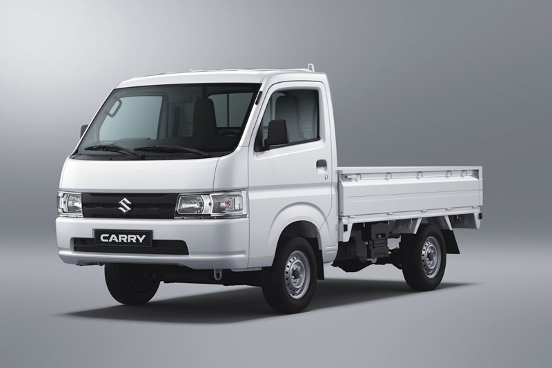 4. Suzuki Carry (doanh số: 4.833 chiếc).