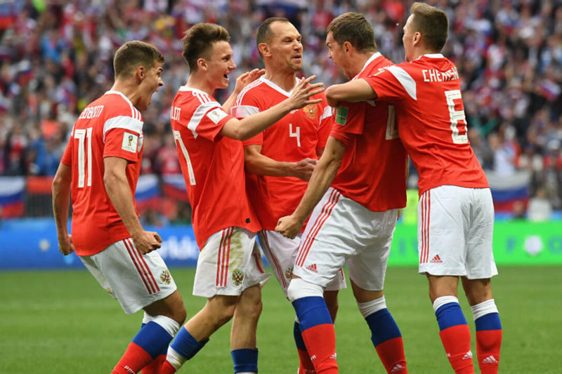 ĐT Nga bị cấm dự EURO 2024, Belarus không bị UEFA 'sờ gáy'