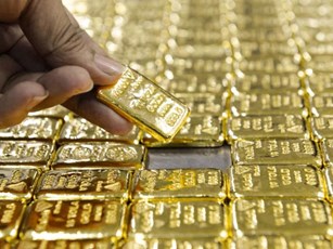 Giá vàng ngày 21/9/2022: Tiếp tục giảm mạnh