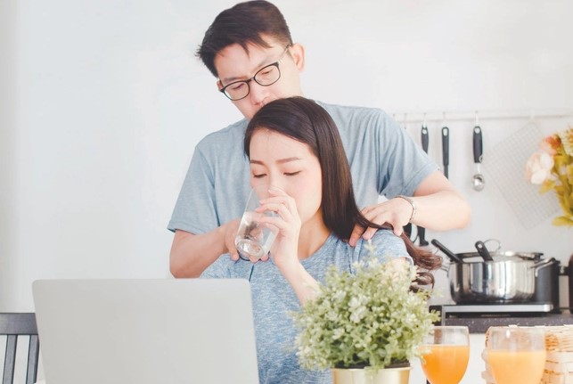 Tôi ngã quỵ khi nghe chồng thú tội “say nắng”