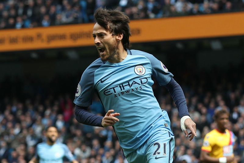 Cầu thủ được Man City dựng tượng bị phạt nặng vì hành hung phụ nữ