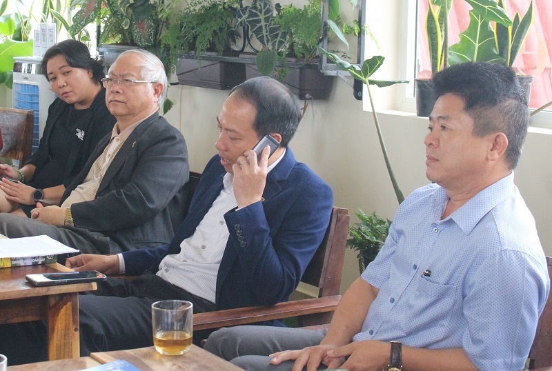 Chủ tịch UBND huyện Lạc Dương Sử Thanh Hoài đã gọi điện thoại “nóng” 