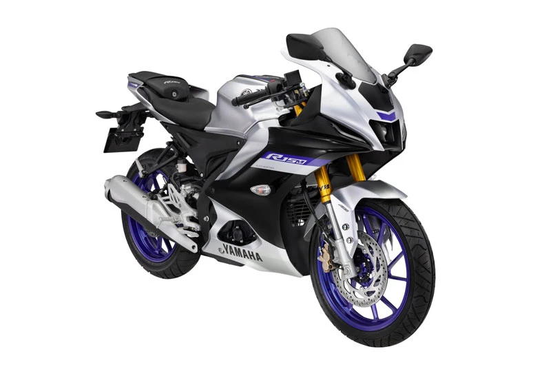 Yamaha YZF-R15M.