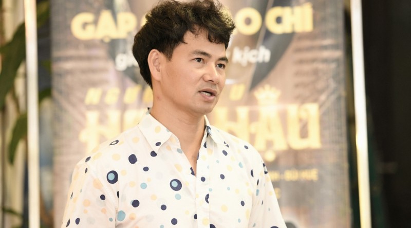 Xuân Bắc: "Tôi lèng phèng thế này mà vợ thành hoa hậu thì tôi vui lắm"