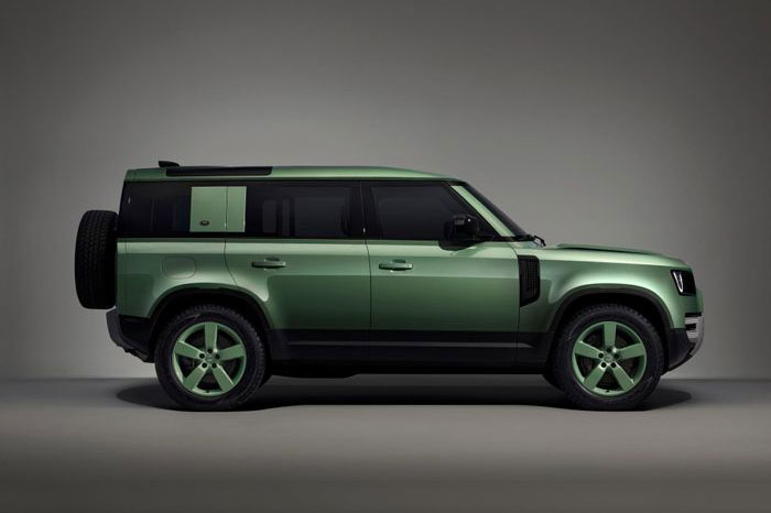 Khám phá Land Rover Defender 75th Limited Edition, giá khởi điểm gần 100.000 USD