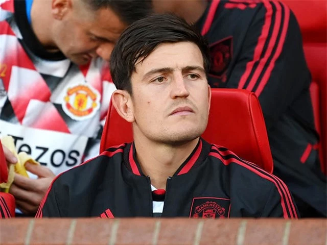 Bản hợp đồng đắt giá một thời của M.U là trung vệ Harry Maguire nay phải thường xuyên ngồi trên ghế dự bị