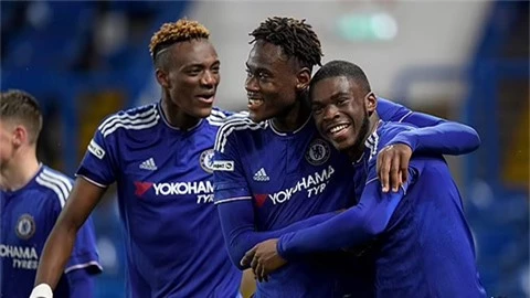 Mourinho muốn 'giải cứu' Chalobah vào tháng 1