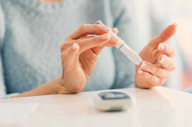 4 dấu hiệu cảnh báo đường huyết tăng cao, có 1/4 cũng nên cẩn trọng