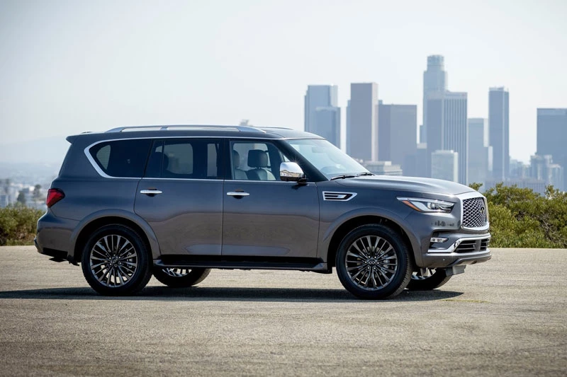 1. Infiniti QX80.