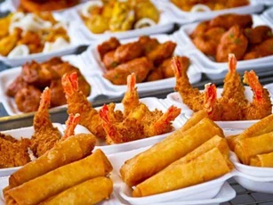 Phụ nữ càng ăn nhiều 5 món này càng nhanh già, da sạm nám, đầy nếp nhăn