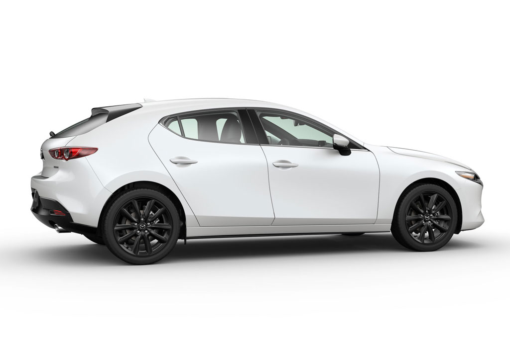 Mazda 3 tiếp tục là ô tô hạng C bán chạy nhất thị trường
