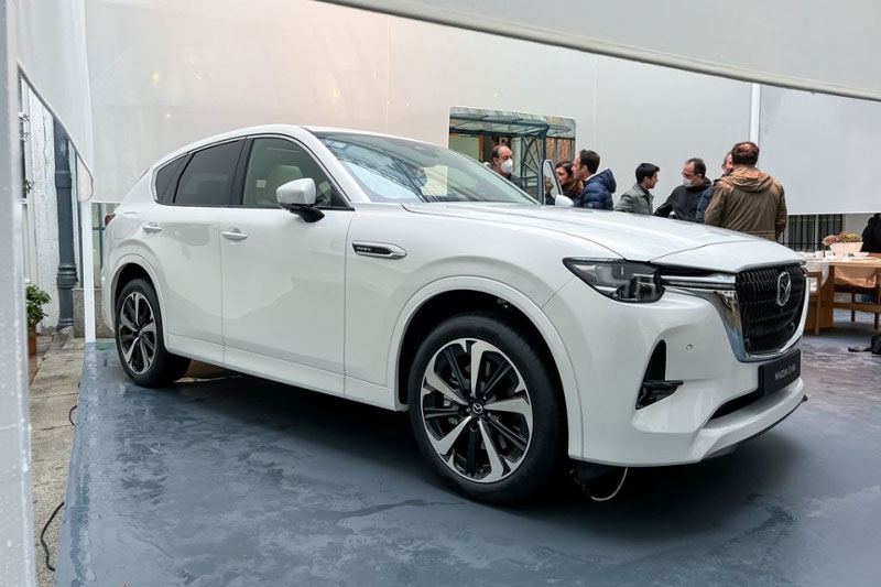 Vừa mở bán, SUV 5 chỗ mới của Mazda hút khách bất ngờ nhờ thiết kế siêu đẹp