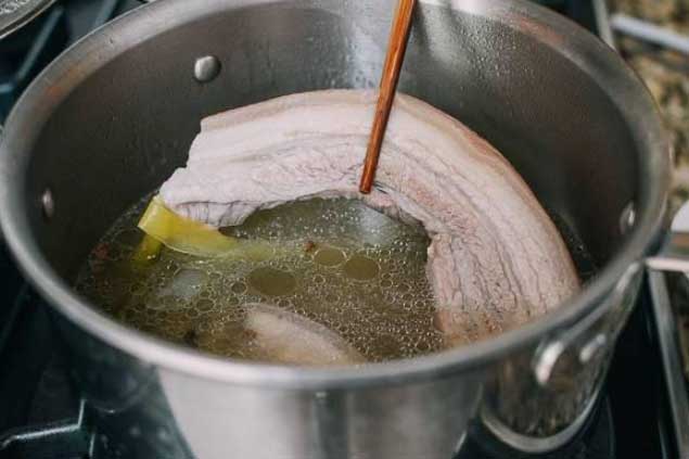 Nấu thịt tránh xa 4 thói thường gặp này kẻo thịt mất sạch dưỡng chất, rước thêm độc tố