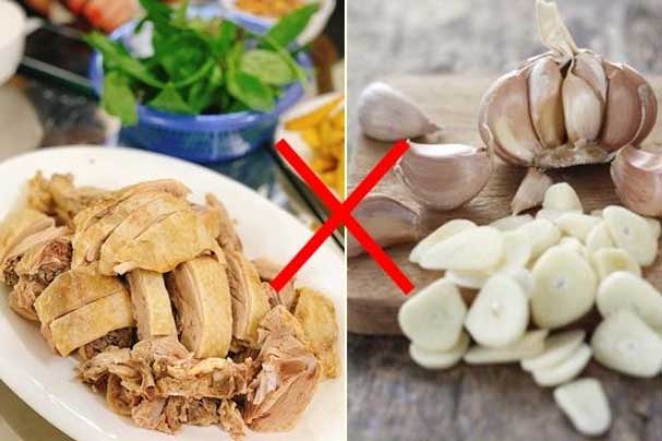 Ai cũng nghĩ thịt vịt lành nhưng ăn chung với những thực phẩm này thì "lành ít dữ nhiều"
