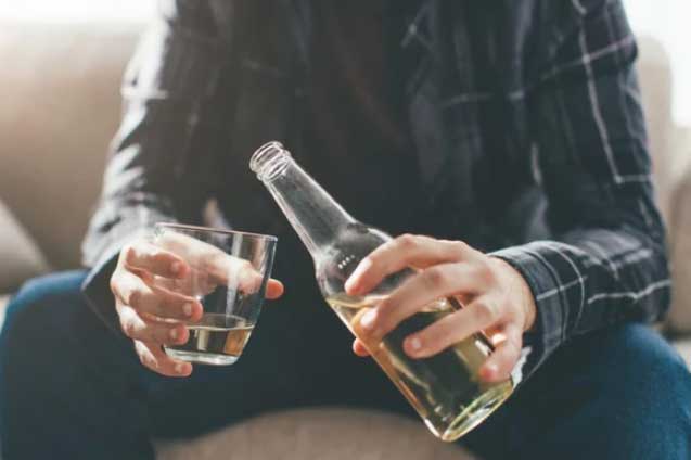 4 thói quen khiến cho nam giới dễ vô sinh, nhất là điều thứ 2 nhiều người không ngờ tới