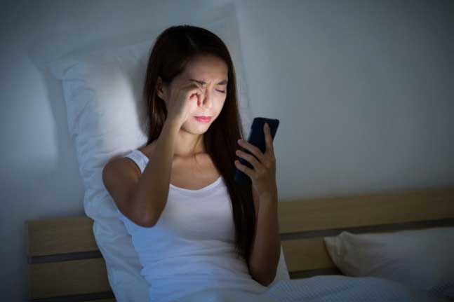 Sau 21 giờ đêm, phụ nữ chớ làm 7 việc kẻo nội tạng bị "phá hủy", giảm thọ