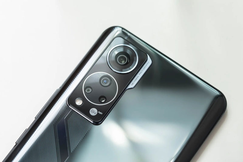 Smartphone cấu hình ‘khủng’, màn hình 120Hz, sạc 55W, giá gần 6 triệu đồng