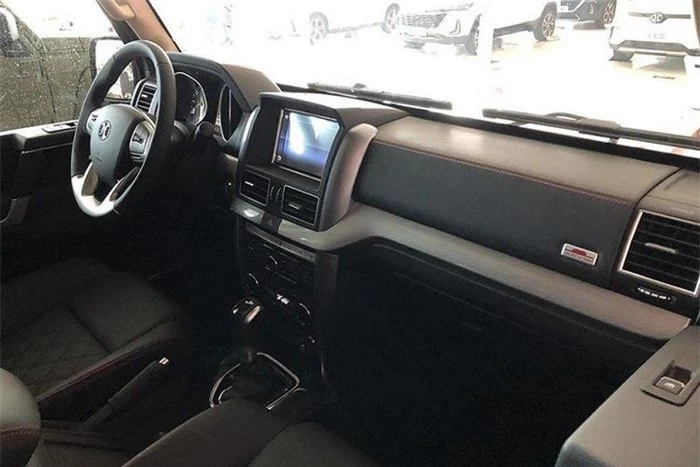 Mercedes-Benz G-Class 'made in China' đầu tiên tại Việt Nam, giá chỉ hơn 1 tỷ đồng 193936