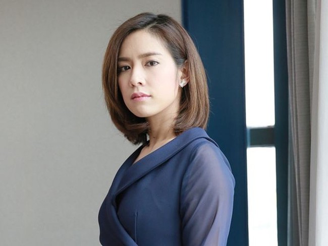 Tôi ngủ đến 11 giờ trưa mới dậy ăn cơm, em chồng thấy nên mỉa mai, nào ngờ bố chồng nói 5 từ làm em ấy ôm mặt khóc