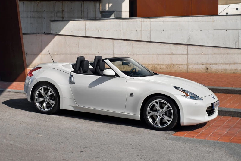 3. Nissan 370Z Roadster.