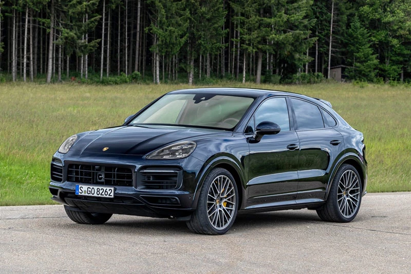 2. Porsche Cayenne Coupe GTS 2022.