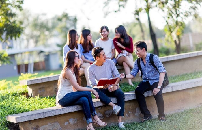 Kênh truyền thống "lỗi thời", các tổ chức giáo dục chuyển đổi số để tuyển sinh