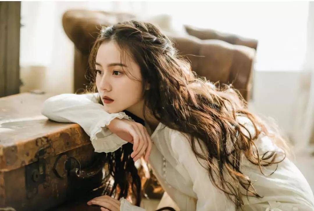 Biết em chồng đi sai đường mà tôi không thể cản được, còn khiến mọi chuyện rối tinh hơn