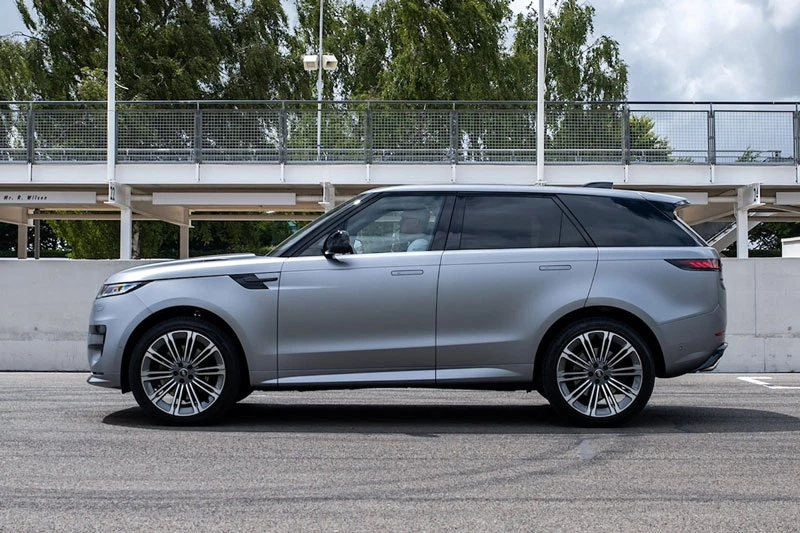 10. Range Rover Sport.