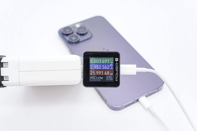 iPhone 14 Series vẫn sạc chậm hơn các đối thủ Android