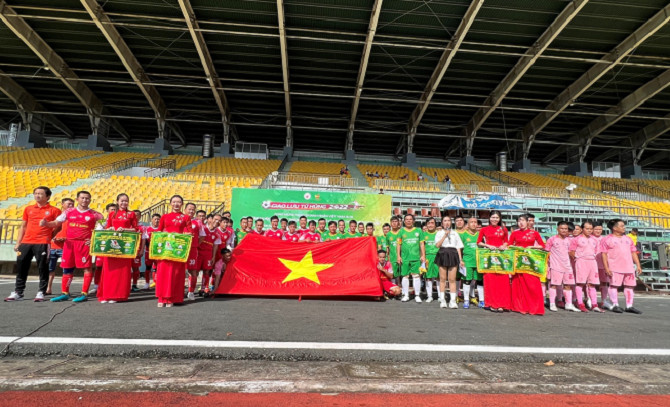 Cần Thơ tổ chức Giải bóng đá tứ hùng năm 2022 chào mừng ngày Doanh nhân Việt Nam