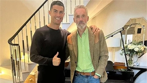 Ronaldo tìm gặp bác sĩ chữa bệnh trầm cảm