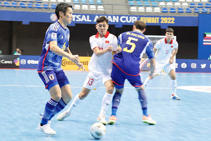 Futsal Việt Nam thua Nhật Bản, vẫn vào tứ kết giải châu Á 