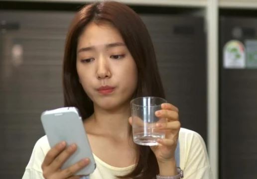 Làm vợ phải "cứng" như này: Đuổi thẳng chồng ra khỏi nhà, đồng thời tuyên bố trả chồng cho bố mẹ chồng vì "đã quá sức chịu đựng"